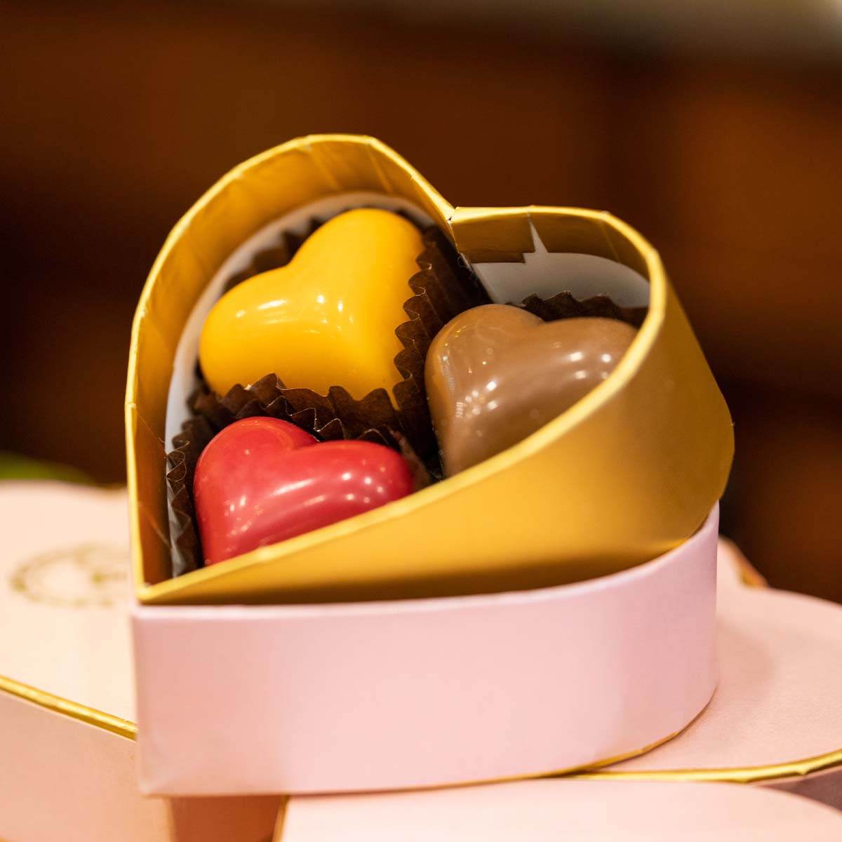 Bombones Corazón - Caja corazón 45g - Bombonería Pons