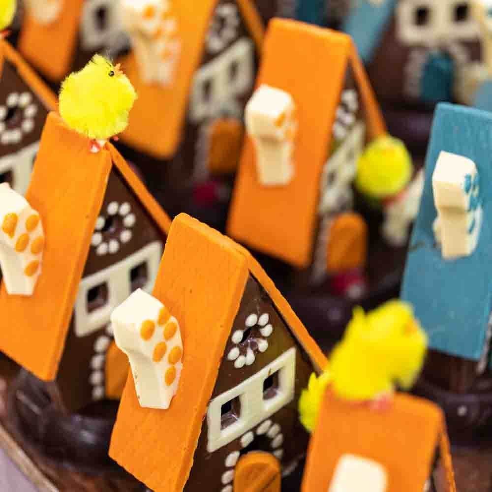 Mona de Pascua Casita Suiza - Bombonería Pons