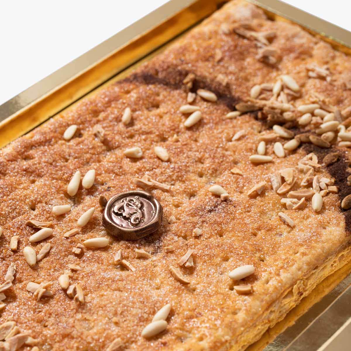 Coca de Chicharrones - San Juan 600g - Bombonería Pons