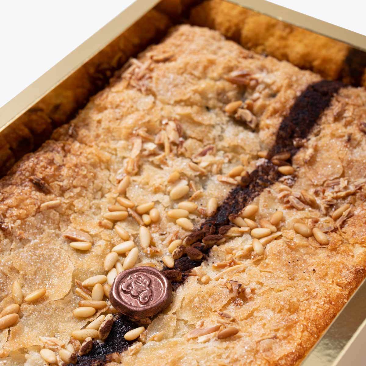 Coca de Llavaneras con Chocolate - San Juan 1,2kg - Bombonería Pons