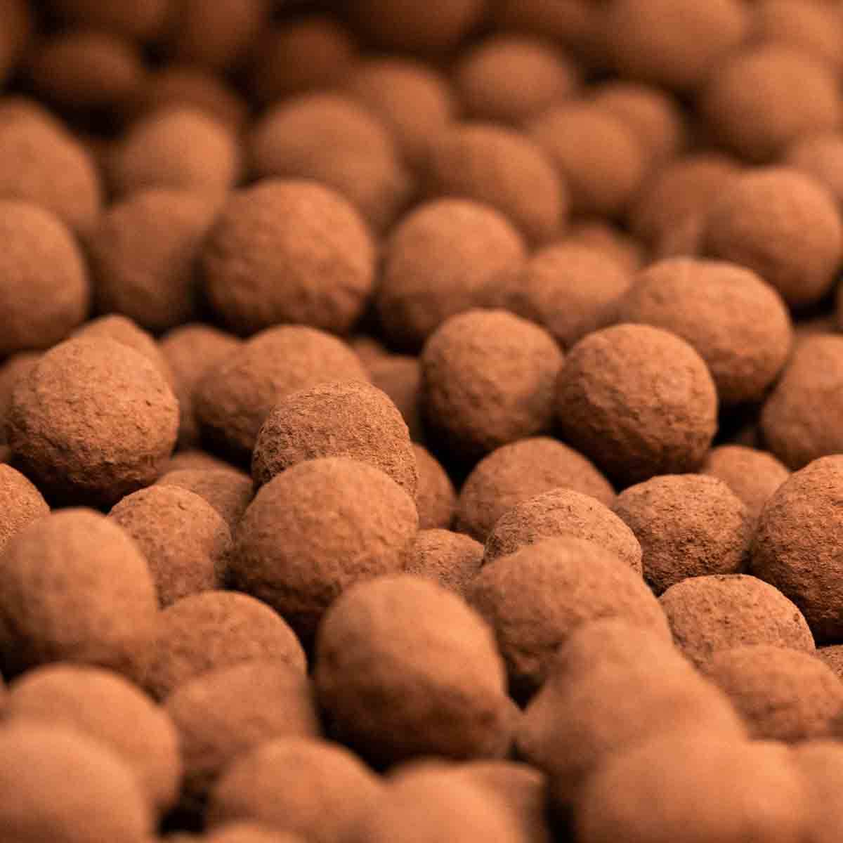 Macadamias al Cacao - Caja 500g - Bombonería Pons