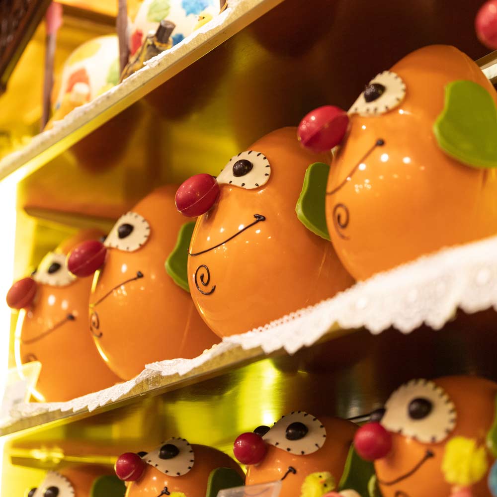 Cómo decorar huevos de Pascua de chocolate e ideas creativas - Bombonería Pons
