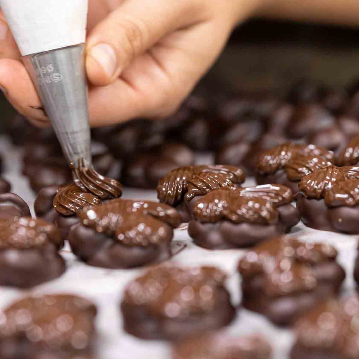 Bombones de chocolates hechos a mano