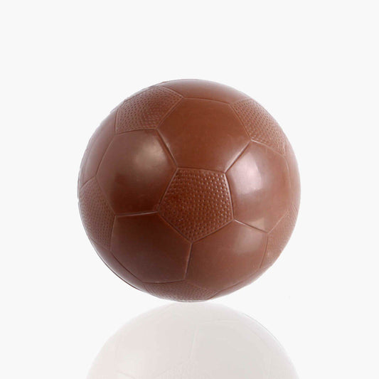 Mona de chocolate con leche de balón de fútbol 